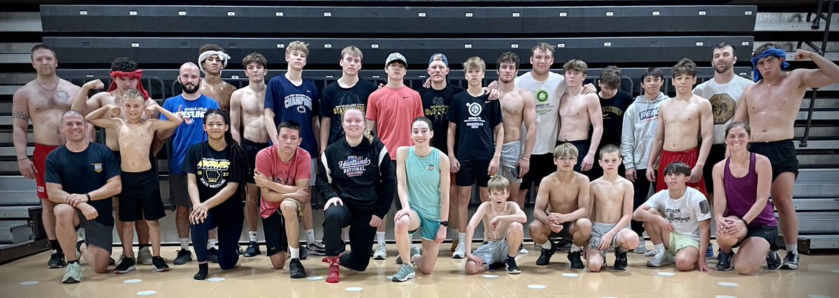 sepwrestling's tweet photo. Today’s Murph Crew:
29 💪🏻strong 

Happy Memorial Day 🇺🇸 https://t.co/QyfBasE1n3