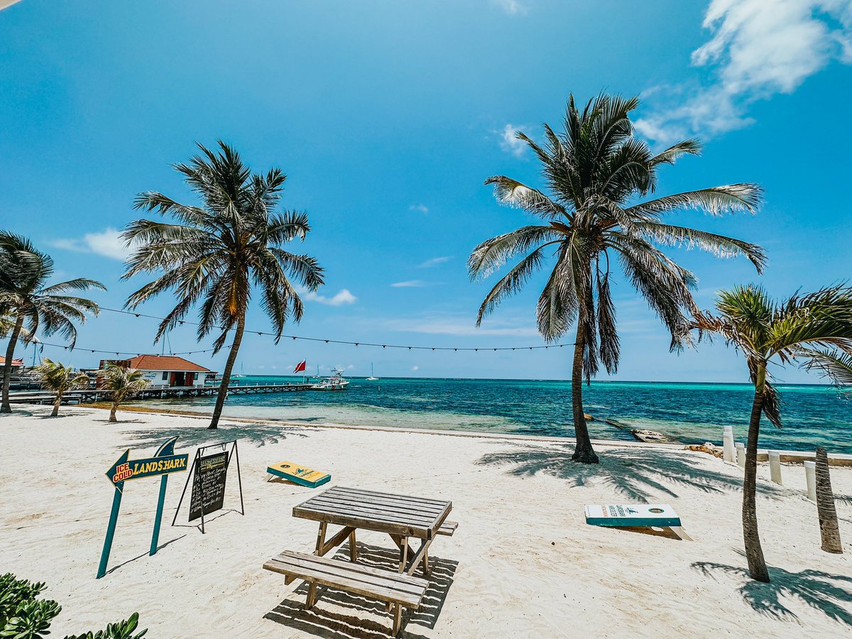 Lunch with a view. 
#Belize #SanPedro