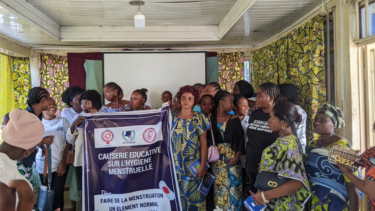 IjefaRdc's tweet photo. C'était ce 29 mai que @IjefaRdc  avec @CodyfaRdc2020 et @GvpRdc ont organisée une causerie éducative qui visée à briser les tabous et sensibiliser a l'importance d'une bonne hygiène menstruelle chez les femmes et en particulier les jeunes adolescente https://t.co/Kq2DNWVma4