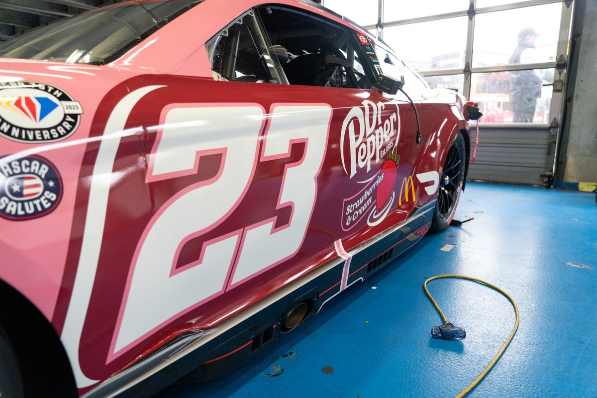 23XIRacing's tweet photo. All in the details. 😮‍💨

@drpepper | @Jumpman23 https://t.co/gb8JgHboI0