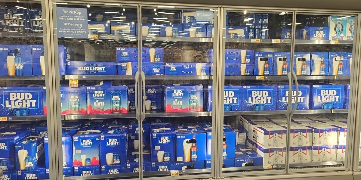 Lauren❤🤍💙 tweet media