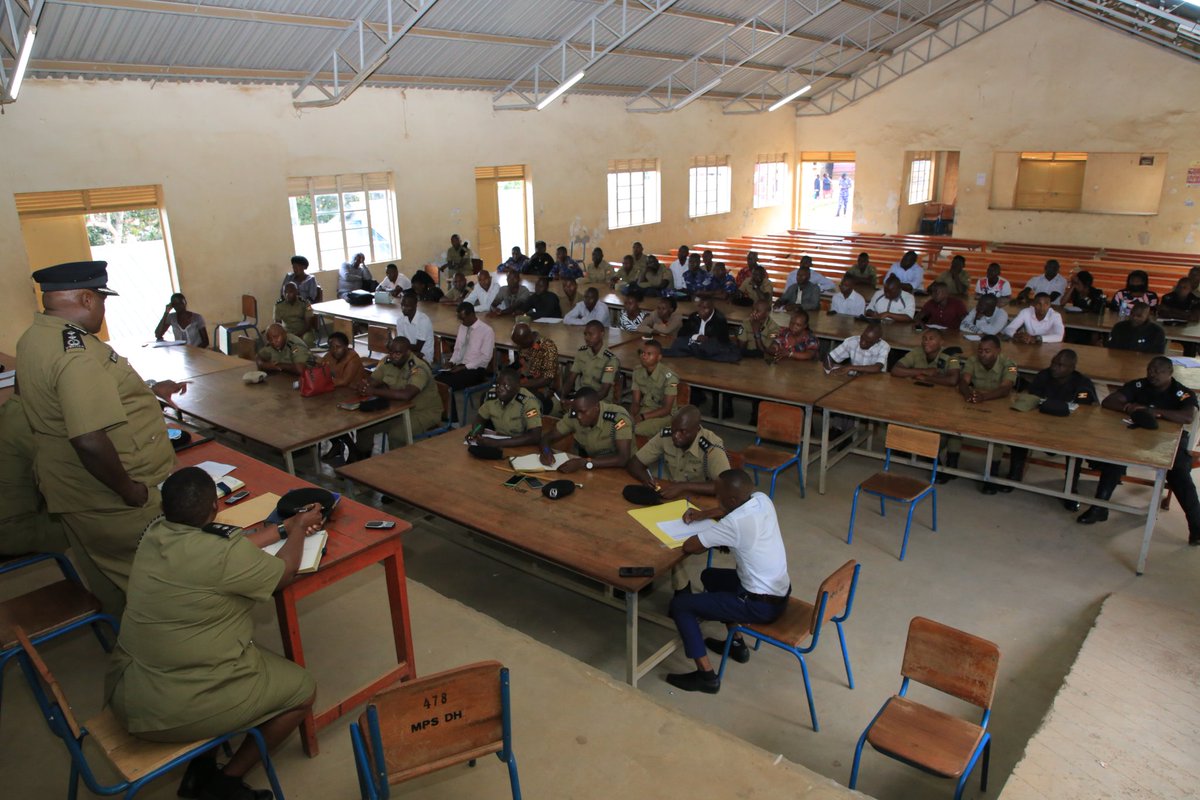 Uganda Police Force (@policeug) on Twitter photo A team of senior officers from the Directorate of Chief Political Commissariat, led by Deputy Director CPC CP <a href="/HilaryKulayige/">Kulayige Hilary</a>, has set up camp in the Rwenzori West Region. They held meetings with officers from Fortportal Central Division, East Division Fort City, North Division, A team of senior officers from the Directorate of Chief Political Commissariat, led by Deputy Director CPC CP <a href="/HilaryKulayige/">Kulayige Hilary</a>, has set up camp in the Rwenzori West Region. They held meetings with officers from Fortportal Central Division, East Division Fort City, North Division,