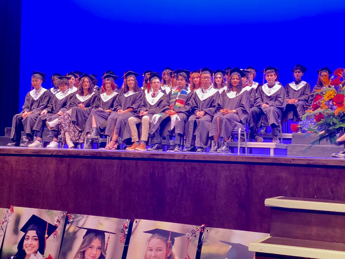 Enjoy photos from this year's Commencement ceremonies. Go to our website or click here: keystoneschool.org/graduation-202…