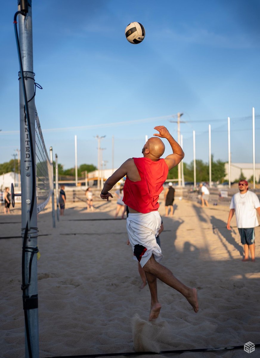 DJKDuBOmaha's tweet image. Because of you, the patrons and fans of both @SinnottsSandBar volleyball league &amp;amp; myself, DJ K DuB, are grateful for the atmosphere, environment, and vibe that is created throughout the night on #FriYAYs #OnThePatio #OpenFormatDJ. Thank, Guerrero Media Group📷
#DJLife #PioneerDJ