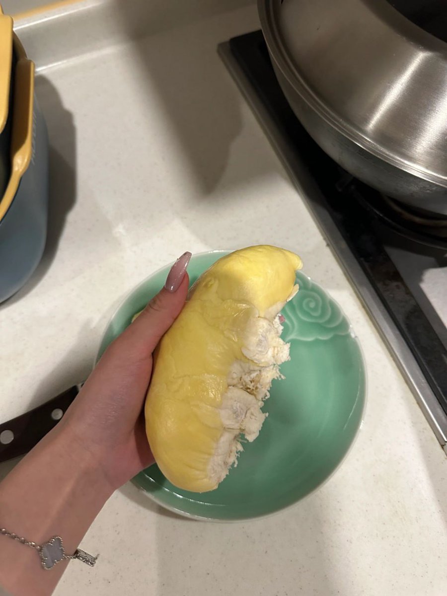 Nora45919448181's tweet image. I have a lot of work, but I can give time to my friend
I ate delicious things with my friend
#Eating #WithFriend