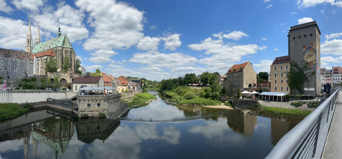 #Görlitz / #Zgorzelec and the #NysaŁużycka River 💚💚 #germanpolishborder #riverview #travelblog #traveling