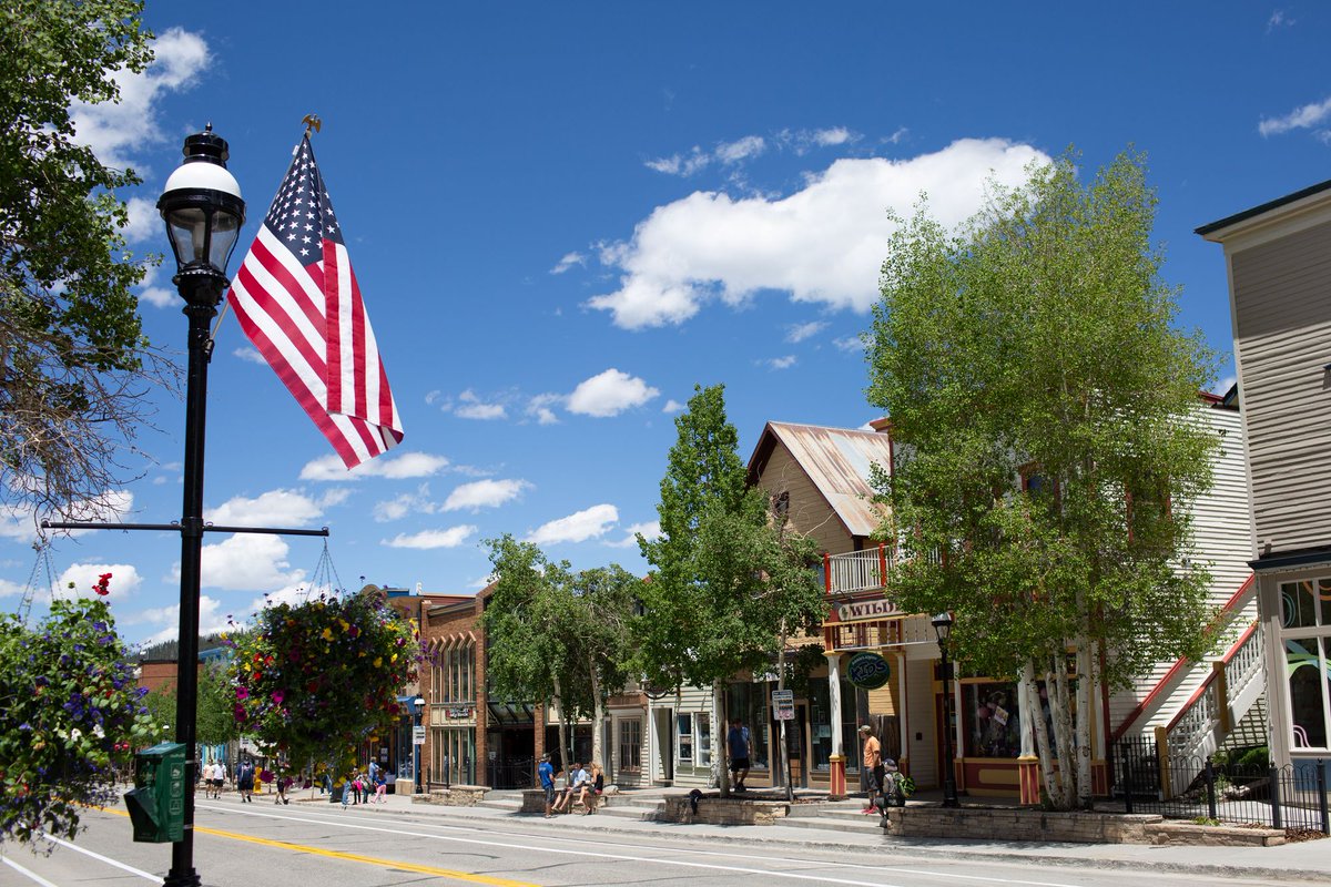 VisitBreck tweet media