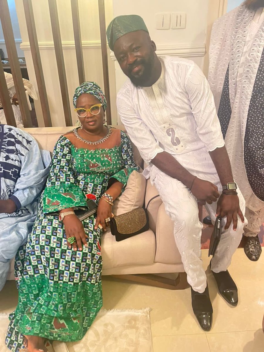 ZahrahMusa, Ph.D on Twitter "Is that the 67 year old Tinubu’s daughter
