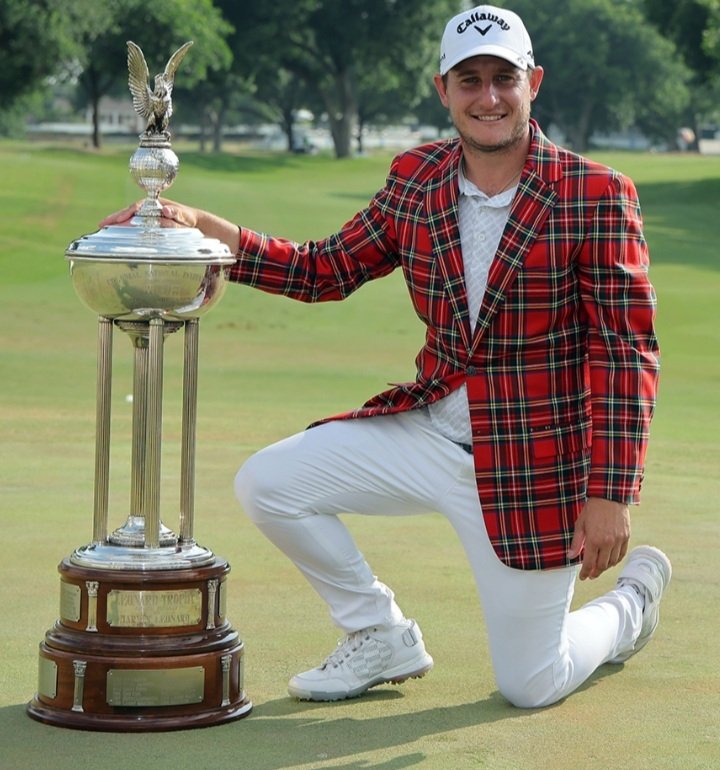 Felicitaciones Emi,que lleguen muchos más!!!