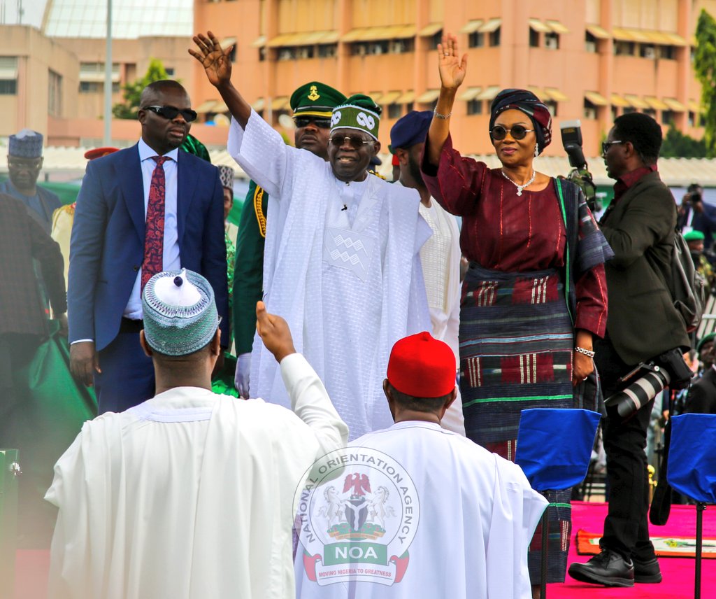 NOA_Nigeria's tweet photo. PHOTOS:  Swearing-in of His Excellency, Bola Ahmed Tinubu, GCFR, President and Commander-In-Chief of the Armed Forces, Federal Republic of Nigeria. May 29 2023.

#PresidentialInauguration2023
#NigeriaBetterTogether
#May29PresidentialInauguration 
@FGNPTC https://t.co/C4xm4aYXCt