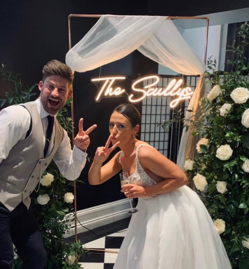🌟THE SCULLYS🌟 A huge congrats to our lovely couple Samantha and Ben on tying the knot on Friday!❤️

Thanks so much for sharing this awesome photo of you both with your sign and for letting us create this for you❤️
#wedding #weddingday #NEON #neonsign #ledsign #engagement