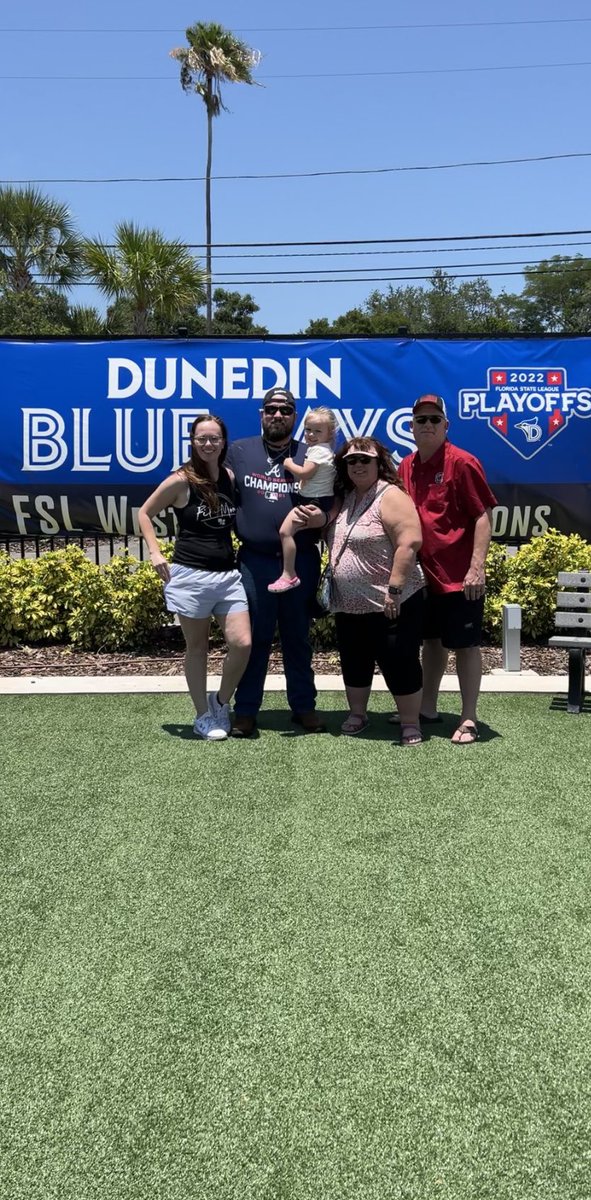 GamedayWarrior's tweet photo. #16 ✅ ! One step closer to finishing the #RoadTo121 ! Thanks to the @DunedinBlueJays for hosting me &amp; mine yesterday for a beautiful day at a beautiful stadium &amp; a great double header! 13.2% of the way done, can’t wait to see the last 86.8% of the map! #AmericasPasttime #MiLBFun https://t.co/IHUWKhrdJ5