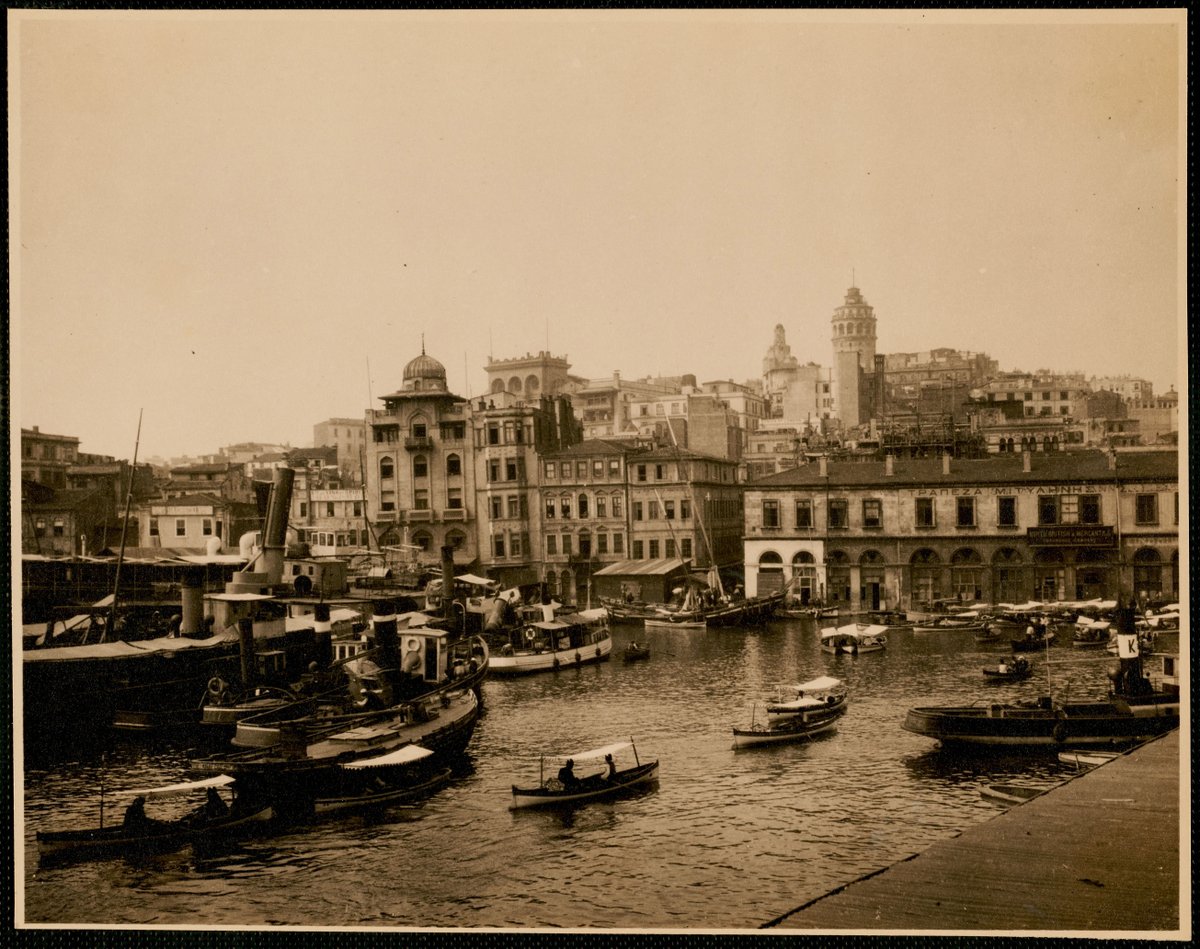 Galataport öncesi Galata port. 

Port gibi port.