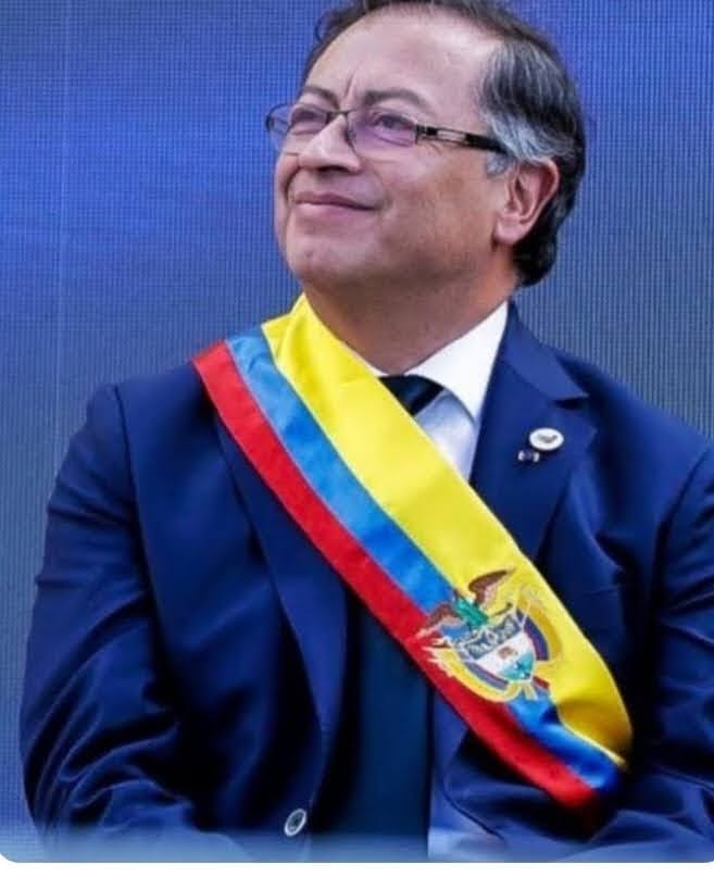 Elnegrobedoya's tweet photo. 🚨Pregunta abierta y sin insultos: A usted le han gustado los  9 meses de gobierno de @petrogustavo ?

Sí, dale RT 🔄
Sí, dale ❤️
No= 💬 https://t.co/efastPEOwJ