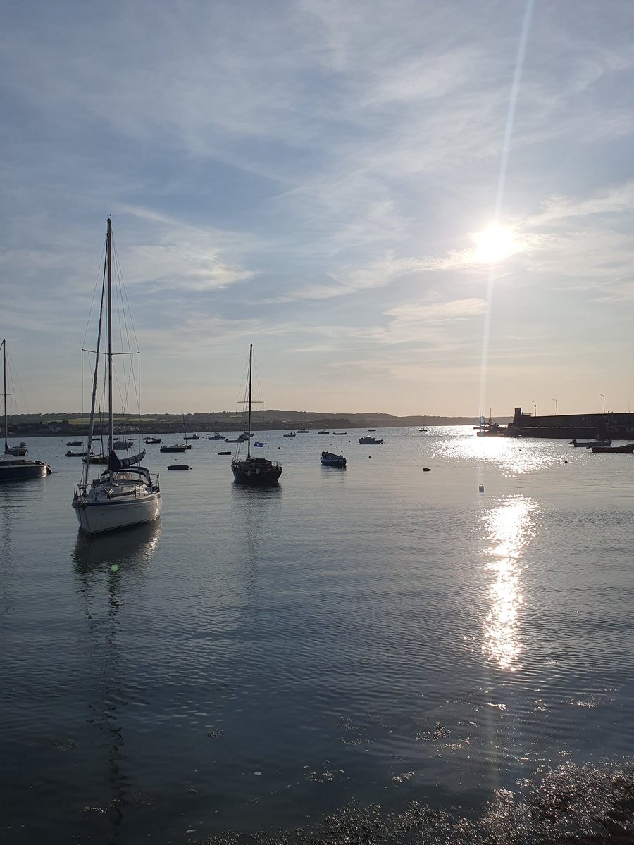 Lorna Staines tweet media