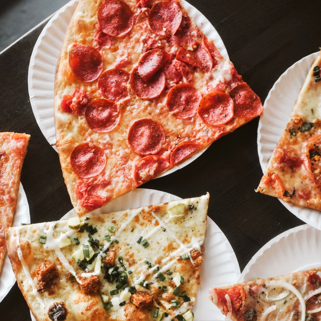 Pizza dilemma: How to choose just one slice? Answer: You don't

#Bostonfoodies #Bostoneater #Bostonrestaurants #Pizzaslice #Pizzatime #Pepperonipizza #Yum #Bostoneats