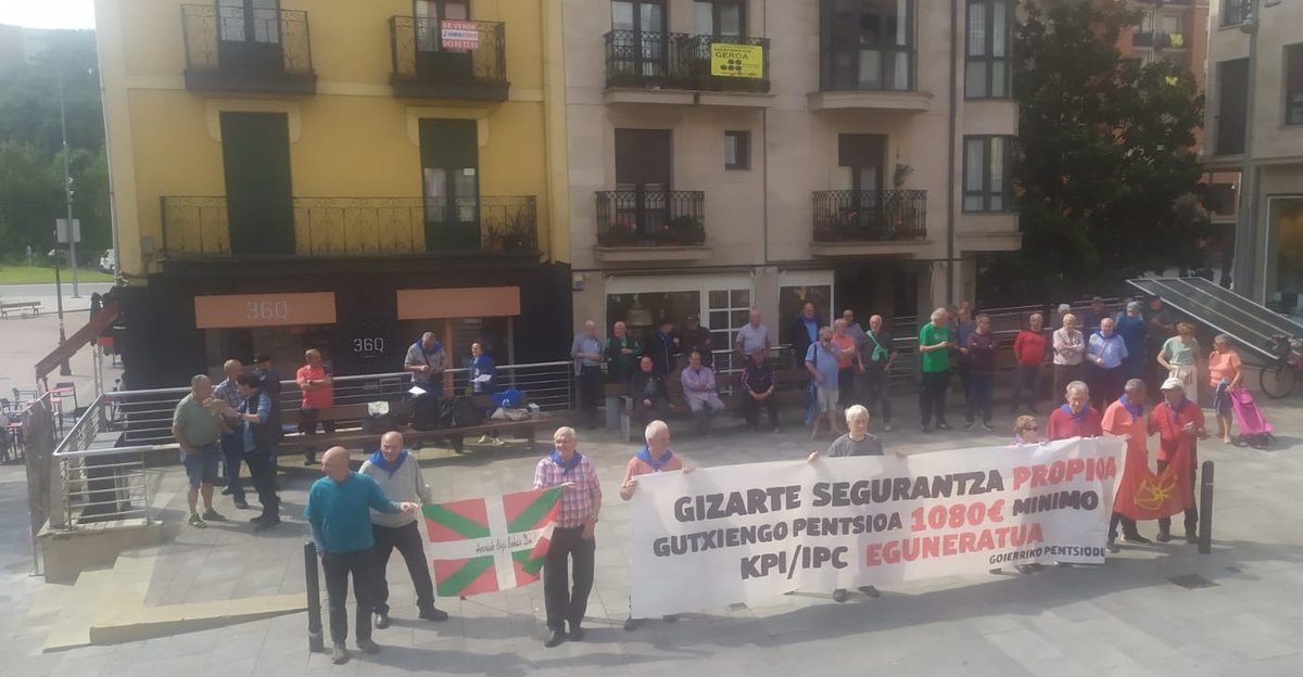 xantims's tweet photo. AsteLehenero-Todos Los Lunes
Pueblos y Ciudades
EuskalHerria
Por Unas PENSIONES PUBLICAS DIGNAS
PENTSIO PUBLIKA DUINAK
Minimas 1.080€ GUTXIENEZ
SISTEMA PUBLICO VASCO SEGURIDAD SOCIAL
EUSKAL SISTEMA GIZARTE SEGURANTZA PUBLIKOAREN
#DuintasunaElkartea
#GaurGeroa
#EHPM #MPEH
#oneka https://t.co/NOHjavZ9zg