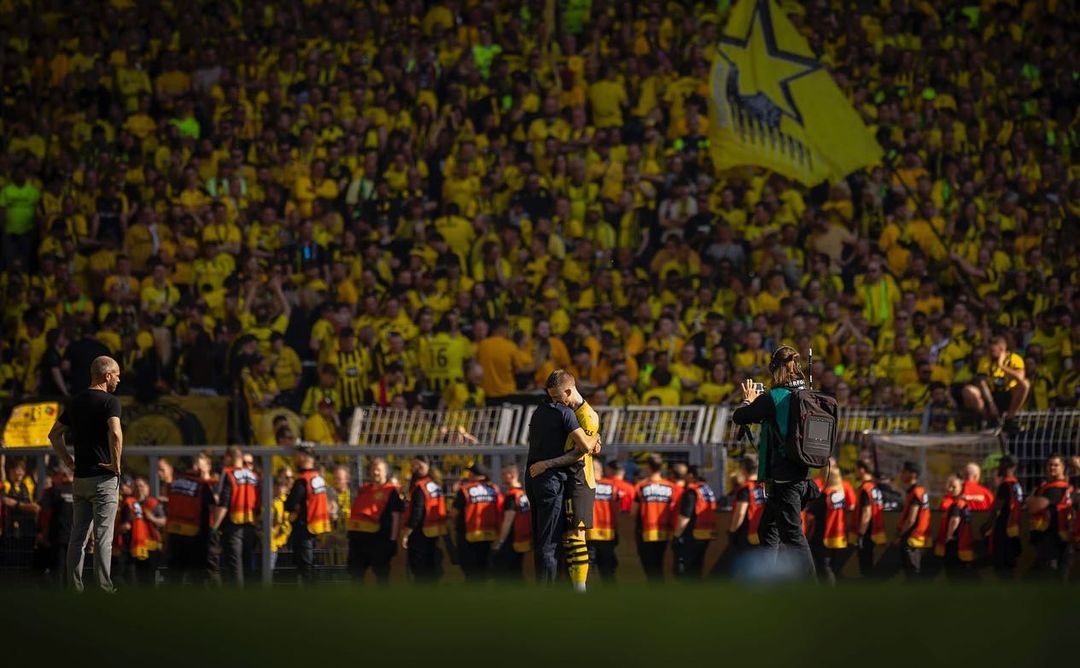 Pinned until the good times are back 🖤💛

Die wahre Größe haben wir an diesem Tag gezeigt, denn wir bleiben Borussen, ob Titel und nicht. ♥️