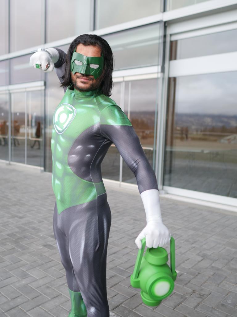 'It doesnt get easier. You just get stronger' 

#MemoryLaneMonday as #GreenLantern at @fanexpovancouver 💚 

#FanExpo #FanExpoVancouver #FanExpoVancouver2023 #GreenLanternCorps #KyleRayner #Cosplay #Cosplayer #Canada #RyanReynolds