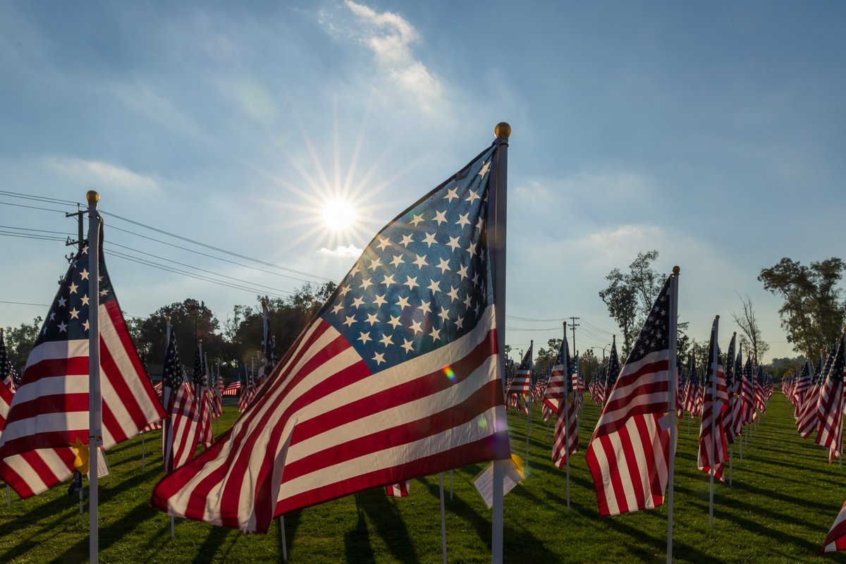 FinancialMba's tweet photo. On this day of remembrance, we stand united in honoring the heroes who have selflessly served in the armed forces.

🗽Happy Memorial Day from MBA Financial

#MemorialDay #Remembrance #Heroes #Gratitude #Service #Patriotism #MBA #Accounting #Integrity #Sacrifice https://t.co/Q0oKQF4YN3