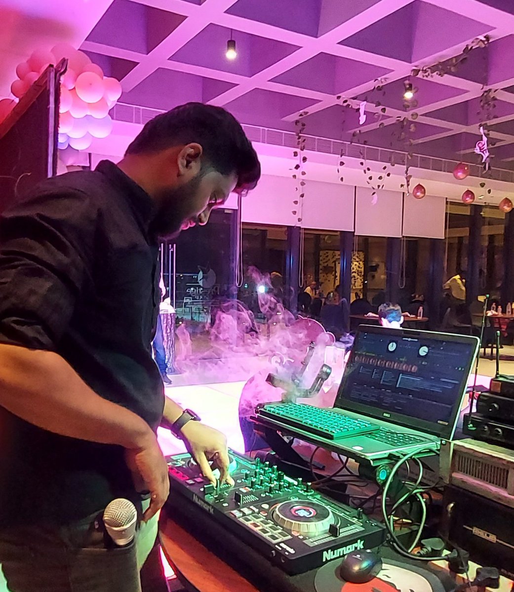 #vjsubash #dj #celebration #bollywood #kollywoodcinema #tamildj 
#musicband #tamilmusic #instrumental #coversong #orchestra #fusion #liveinconcert #unplugged