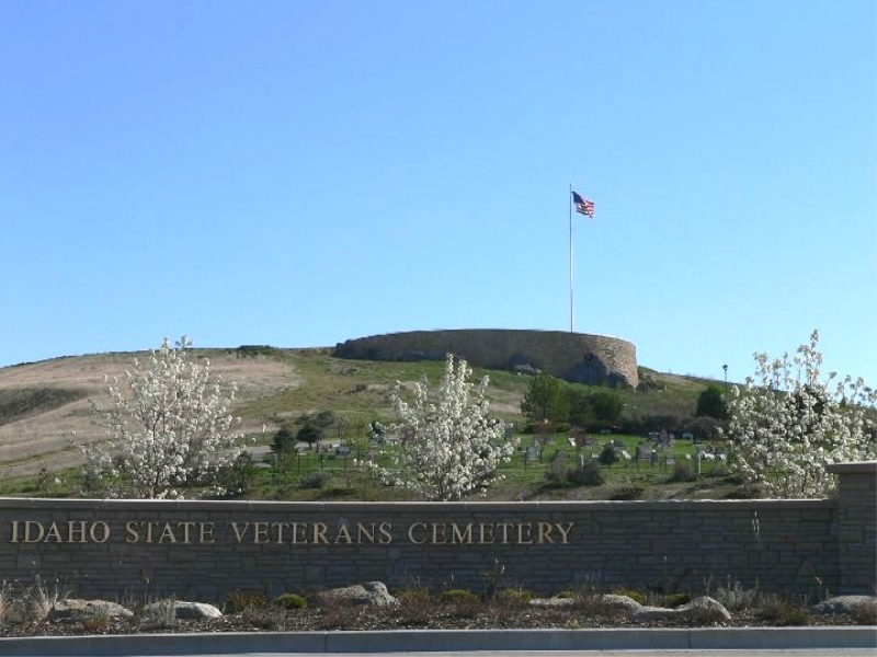 SteveBerch15A's tweet photo. REMEMBERING IDAHO VETERANS - and all veterans - on this Memorial Day.
#idpol #idleg #idgov #idgop #iddem https://t.co/hTnTl1s3ah