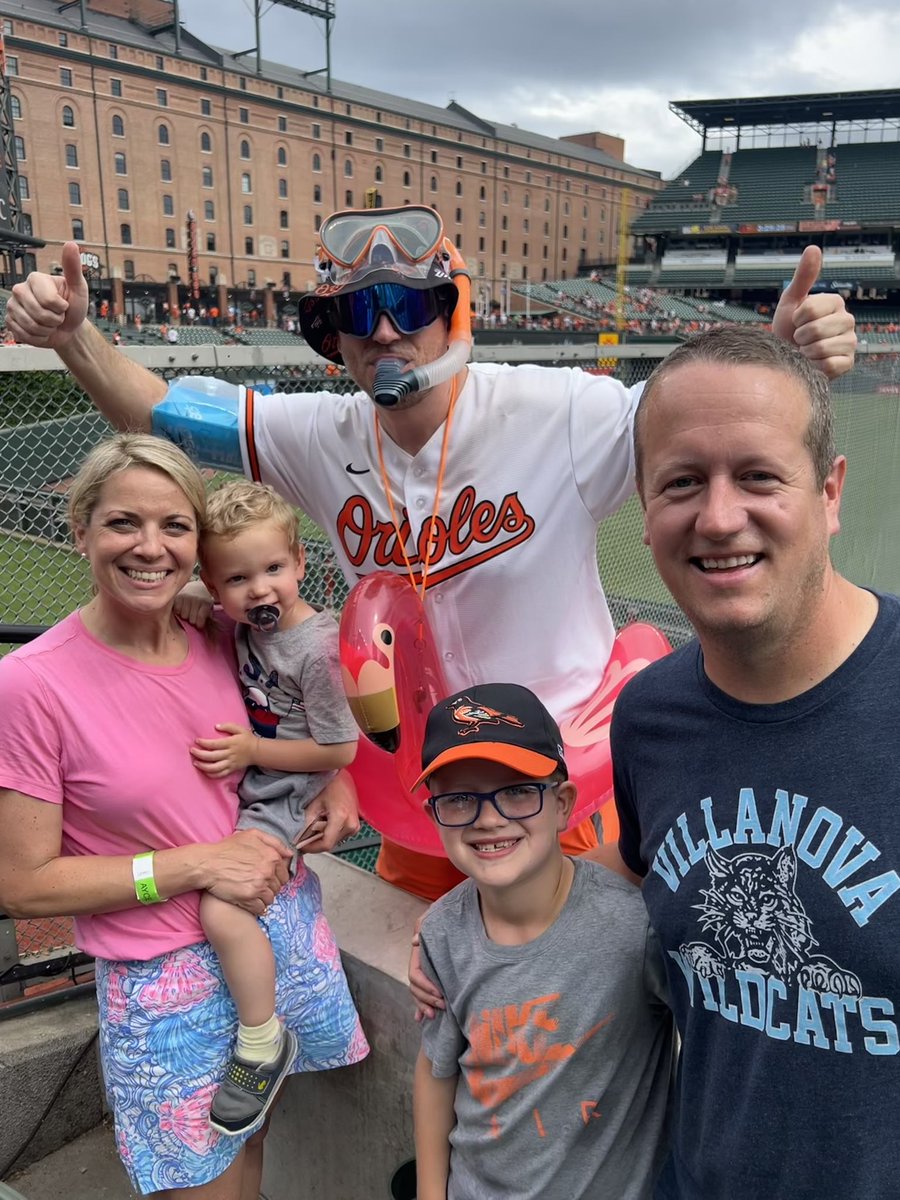 amyfadoolNBCS's tweet photo. The @Orioles may have had only two extra base hits today …But #MrSplash made the most of them! What a fun way to take in a game. Love showing the boys different ⚾️ ballparks. (And we still and always #RingTheBell) https://t.co/eg5qzrNxNG
