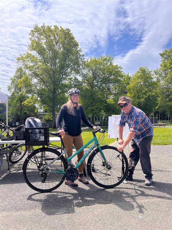 green_uvic's tweet photo. Thank you for  visiting us at the Registration Station last week! Our next stop is the Celebration Station! Join us on Wednesday, May 31st, from 8:15 am -  10:15 am at Petch Fountain to refuel with complimentary coffee, treats, and fellow two-wheel commuters. https://t.co/NkNaOTgvbA