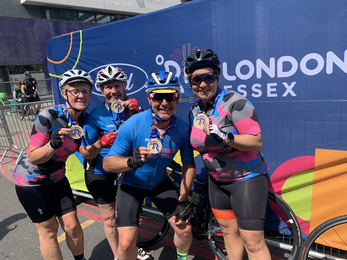 mattpearse40's tweet photo. A few photos from RideLondon 2023 
#ridelondon2023 #ridelondon #cycling #memories #happy @tauntonpilates 
https://t.co/woYcmGd0gd https://t.co/mDrcPOc5lJ