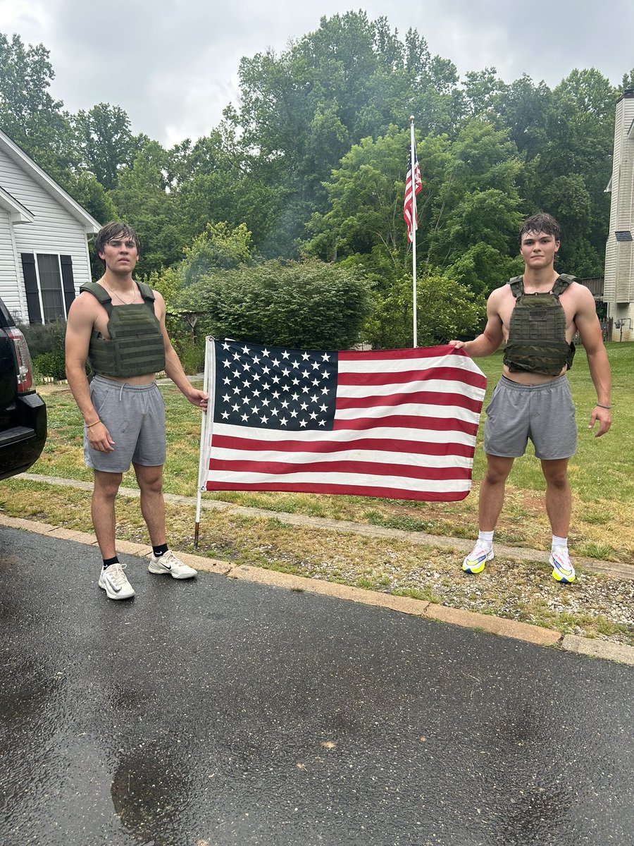 Murph Challenge ‘23 with @rue_hayden22 #HWPO #MemorialDay2023 
@CJONeill511 @AaronTarr4 @mkuswing