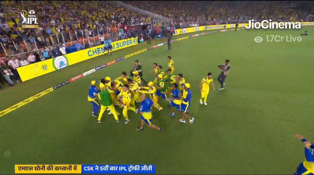 BeingTeJan's tweet photo. One of the best and most thrilling #IPL #Final ever. What a match. 👏🏻

#ChennaiSuperKings #GujaratTitans #CSKvGT #IPL16 #IPL2023 #TATAIPL #Ahmedabad https://t.co/OtmQM1QdYm