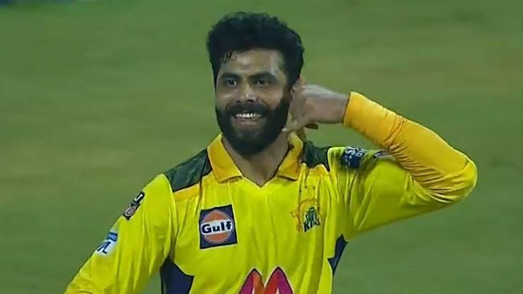 grvkhanna's tweet photo. @RanveerOfficial @StarSportsIndia @imjadeja @ChennaiIPL @IPL Hila Daala 🏏6️⃣4️⃣… https://t.co/bvexfhGBip
