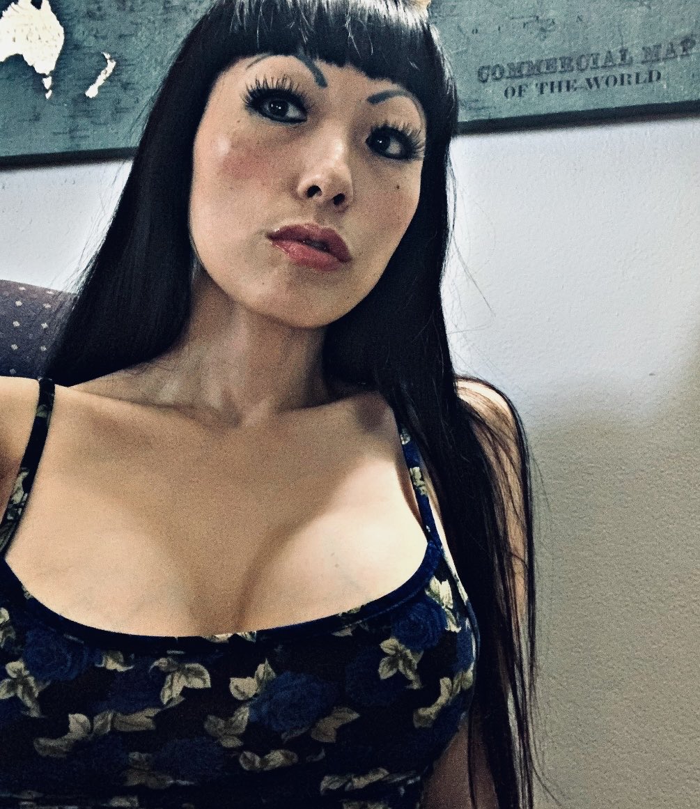 TW Pornstars - Gaialovescock🦜. Twitter. Im on streamate for two more  days before I move to Philadelphia. 8:17 PM - 29 May 2023