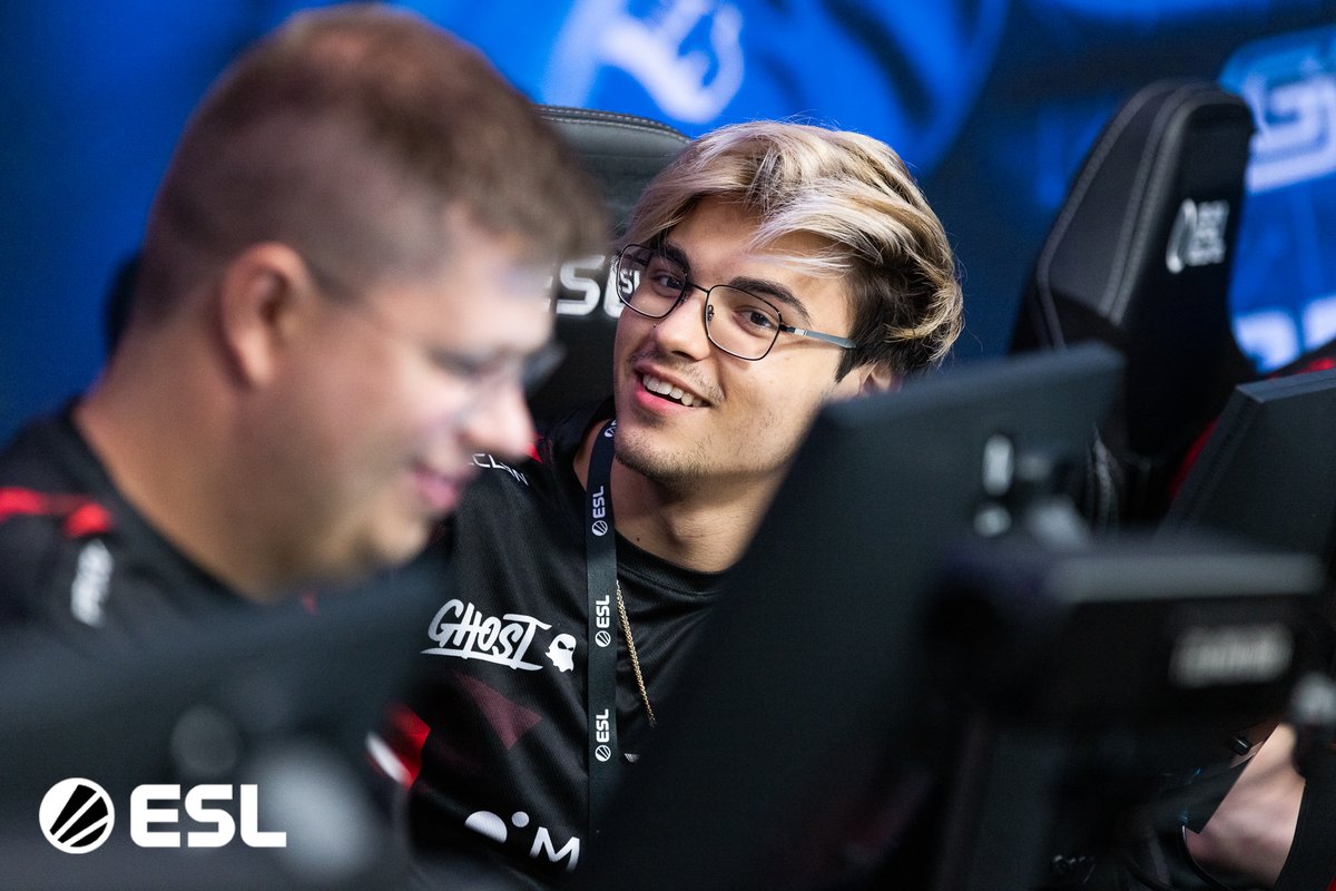 .<a href="/FaZeClan/">FaZe Clan</a> are the ones that open #IEM Dallas with a victory after they manage to close out Mirage 19-17 over <a href="/EGCSGO/">Evil Geniuses CS</a> ⚔