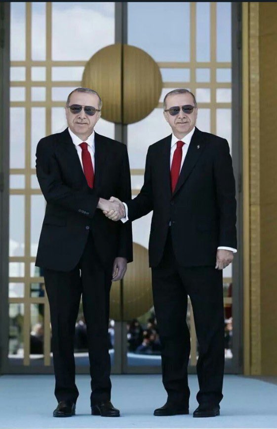 12 .cumhurbaşkanı 13. cumhurbaşkanımıza devir teslim töreni 😁