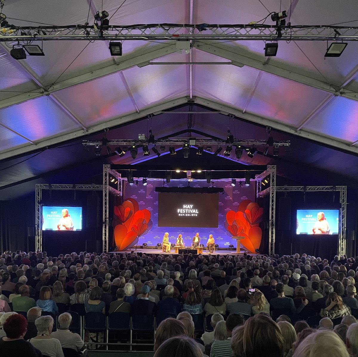 Amanda Dewinter tweet media