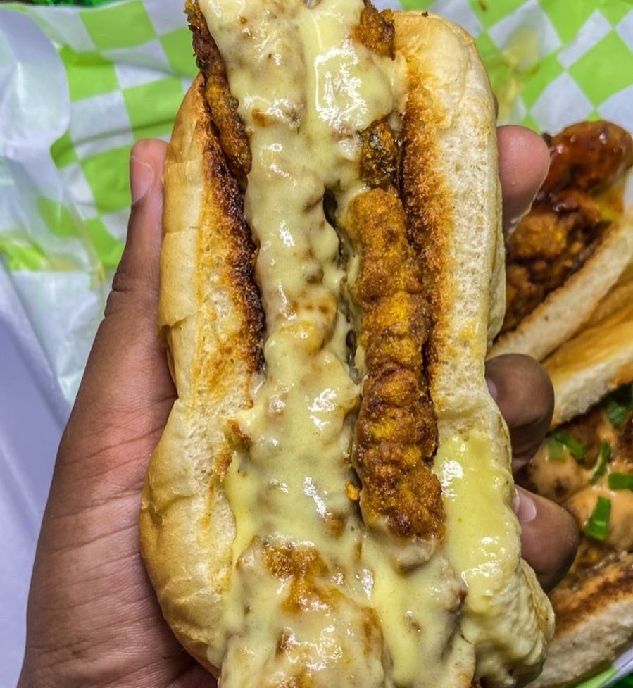 trapjabi's tweet photo. These babies are now live 😮‍💨 available for Saturday orders! Visit us on IG to order @weekend_wings 

L to R: Beer Cheese, Hot Honey BBQ, Buffalo Ranch https://t.co/8bndf1PX9o
