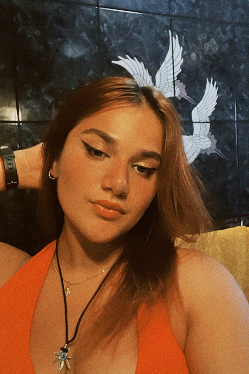 aniratac🧚‍♀️ (@caatyyf) on Twitter photo 