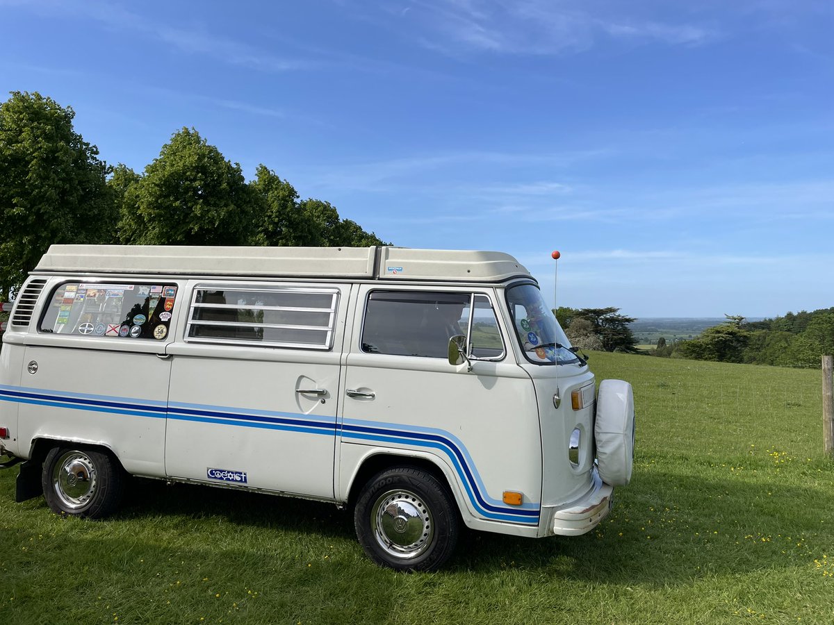 A wonderful bank holiday Monday in the Cotswolds visiting <a href="/snowshillmanor/">Snowshill Manor NT</a> and <a href="/HidcoteNT/">Hidcote</a>. They couldn’t have been more beautiful. Back to #writing tomorrow, hopefully reinvigorated after such lovely historic surroundings ☺️