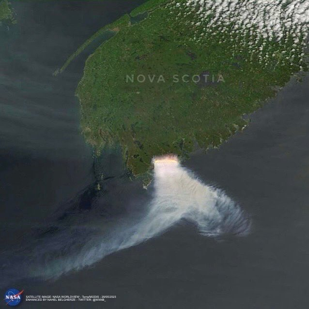 HRMFireNews's tweet photo. I'm not covering the Shelburne fire in detail but I gather it has expanded significantly. This satellite image was shared with me. Quite a scene. https://t.co/L4B6B3K8KH