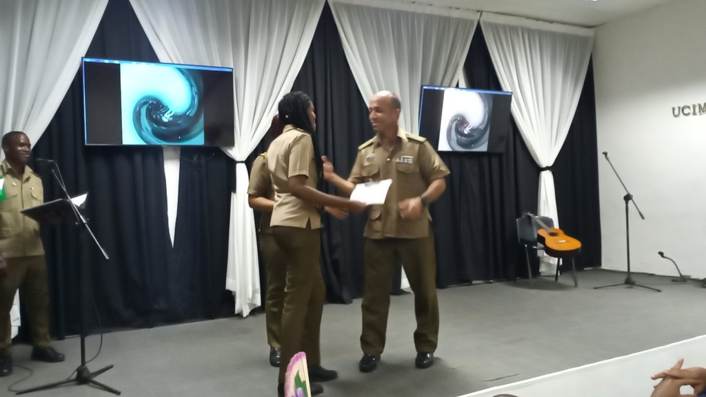 Ucimed_Cuba's tweet photo. @Ucimed_Cuba realizó la gala de premiación del XV Festival de Artistas Aficionados de nuestra universidad. Muchas felicidades a todos los premiados. Que siga corriendo la cultura por la sangre rebelde y mambiza. 
#CubaEsCultura.
#VivaCuba
#MiUniversidadEsMiPaís https://t.co/xK6f706aWQ