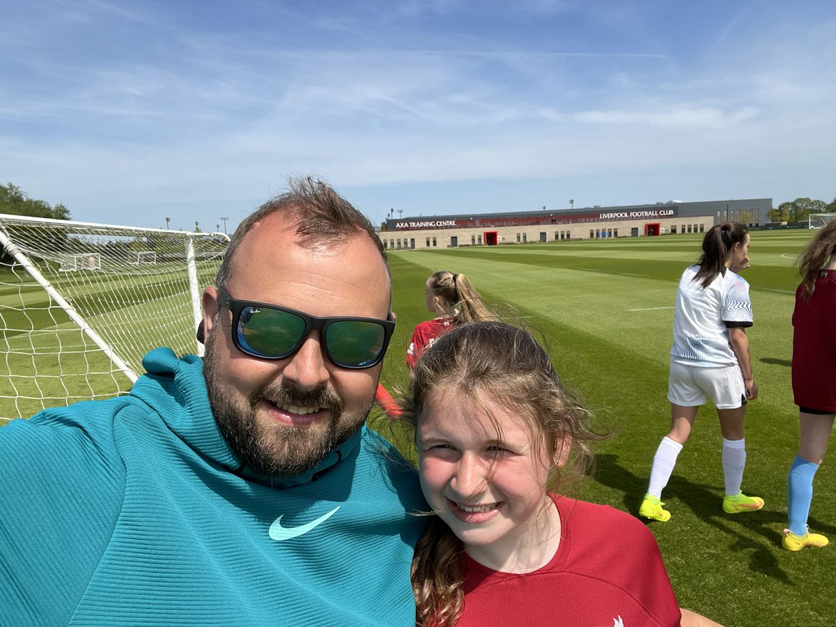 What an amazing day Daisy has had, getting to train at the Liverpool Academy then a tour at Liverpool Stadium not bad for a bank holiday 😜 <a href="/Woodlands/">woodlands</a> <a href="/HappyHead74/">⚓️ Dr Vic Carr ⚓️</a>