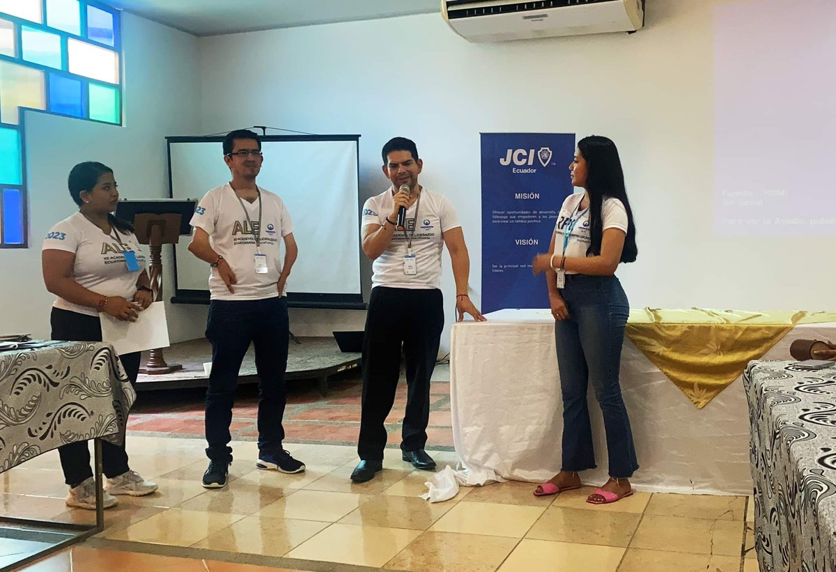 JCIManta's tweet photo. 📌 DELEGADOS JCI MANTA EN LA ACADEMIA DE LIDERAZGO ECUATORIANA 

Felicitamos a nuestros Delegados: Mario Lourido Delegado, Carolina Ramos y Mario Zambrano a quienes seguimos en su formación para llegar pronto a su graduación 👏🏼👏🏼👏🏼.

#LideremosJCIEcuador2023
#JCIManta2023 https://t.co/cv3pEjsxEn