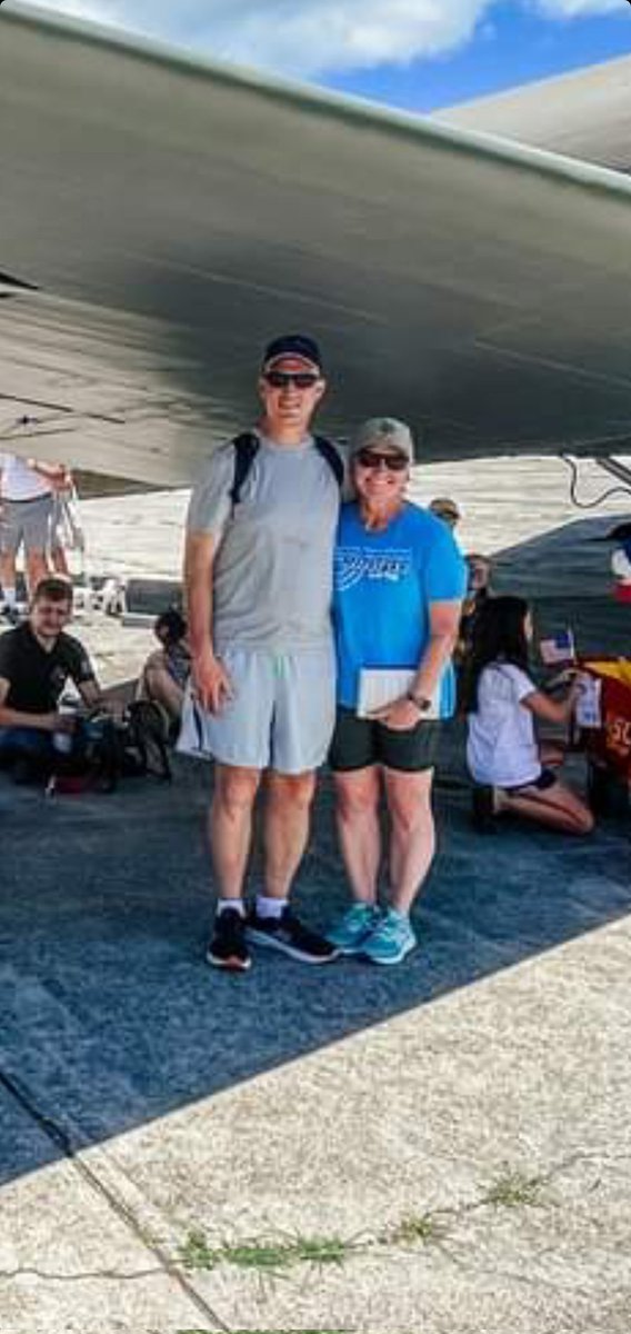 julieniehoff's tweet photo. Some photos from our @CarryTheLoad event at Pearl Harbor this week. #AlwaysRemember #WhoAreYouCarrying https://t.co/1fzsJyti4k