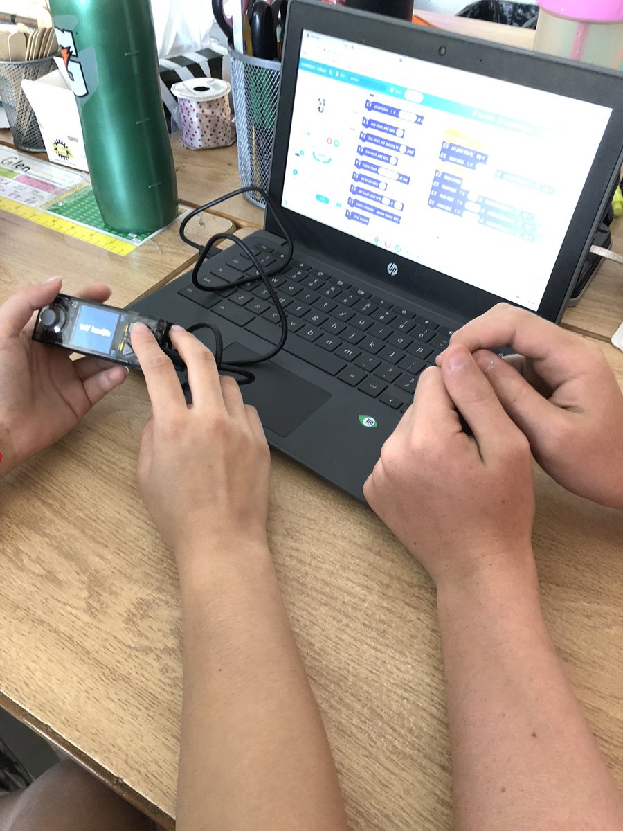 FatimaLeal21's tweet image. Great start to coding with Cyber Pi. Thank you @ElliseMackie for the idea of reading I am Me. Wednesday we start Lesson 1. @CaradocPS @ms_ctobias #tvdsbSTEM #cyberpi #logicsacademy