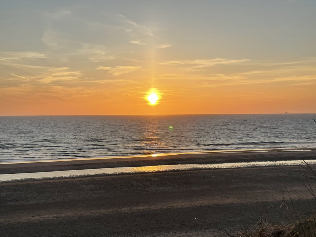 ProbertJennie's tweet image. Tonight we watched the #sunset at @NTFormby  ☀️ #justperfect ☀️