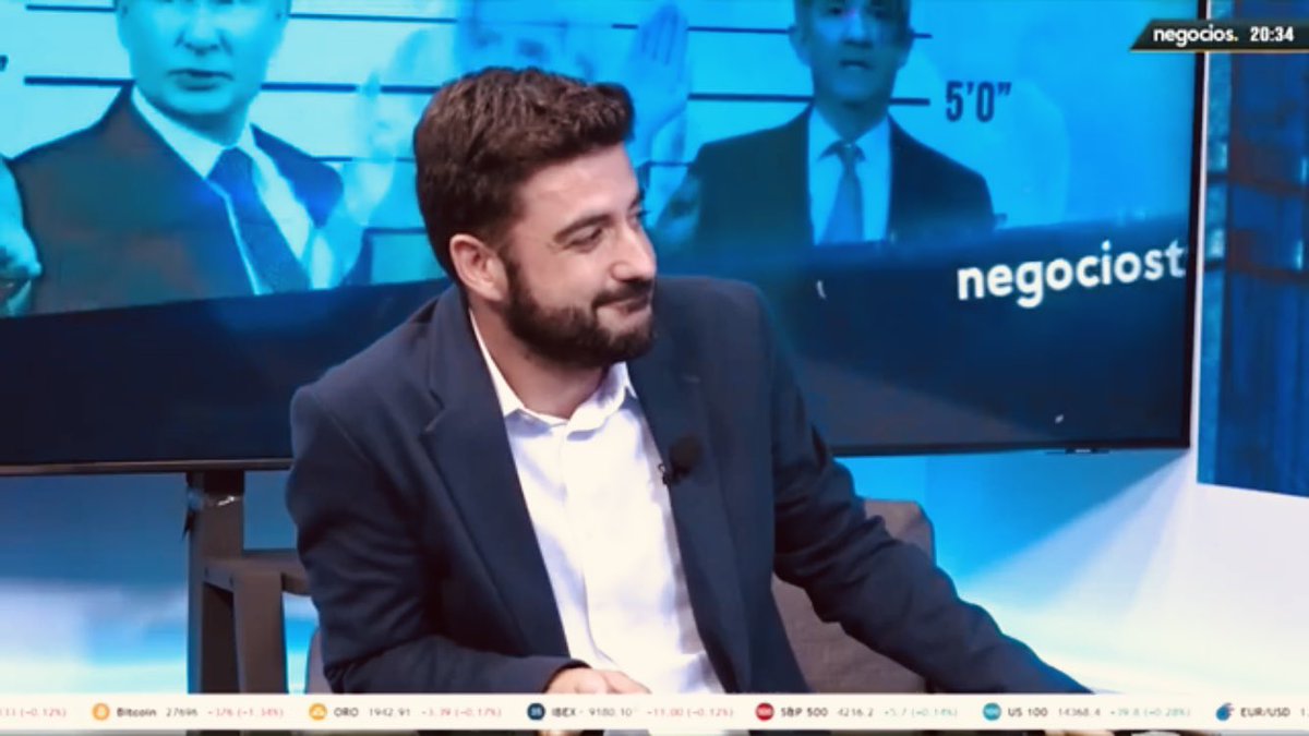morenocasas's tweet photo. En @negocios_tv hoy hablamos del #techodedeuda 🇺🇸, los resultados de las elecciones 🇹🇷🇪🇸 y las menguantes exportaciones e importaciones entre 🇨🇳, 🇮🇹 y 🇯🇵con @ivanhayala y @josedelamorena lo que no vendas a China lo acaba fabricando https://t.co/rBvuPpMh1z https://t.co/mm2Y5ugwuy