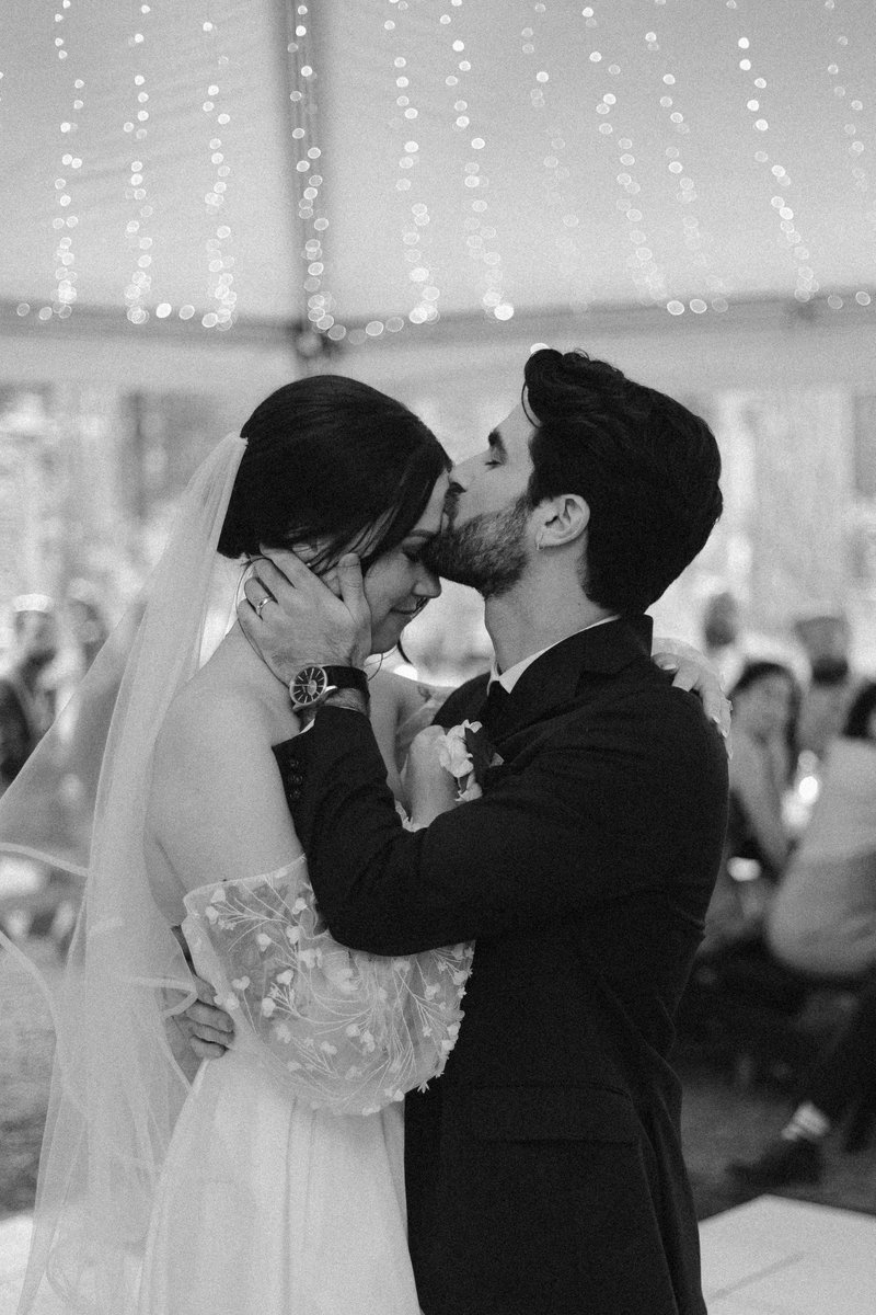 entropy_'s tweet image. Finally married to the love of my life
👰🏻‍♀️🤍🤵🏻‍♂️