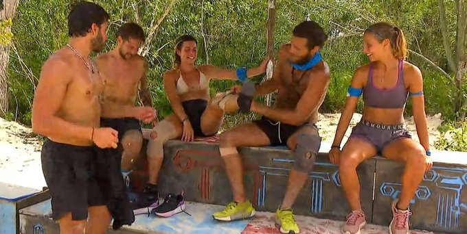 #survivorGR 

Τι τραβάει και αυτός ο Μπάρτζης;