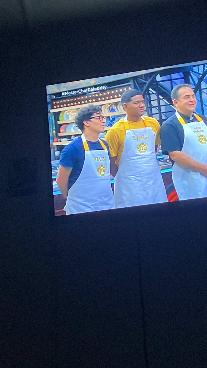 mrftrkmyworld's tweet photo. Tan lindo camilo fue a acompañar a su tío en masterchef #MarioEnmasterchef
#MasterChefCelebrity
#MasterChefCelebrityColombia https://t.co/kahWB7a2Ih